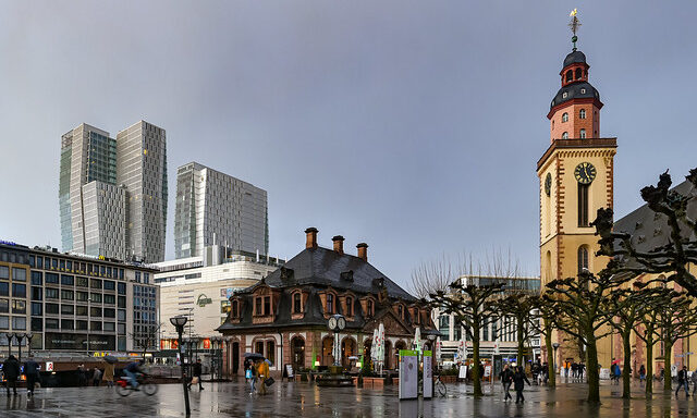 Walking around the City Center is one of the best things to do in Frankfurt at any time of the year
